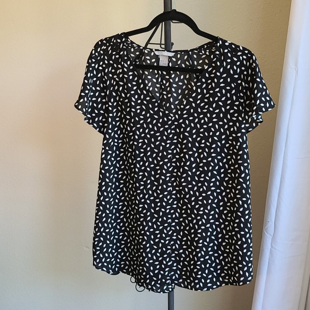 V neck flutter sleeve blouse